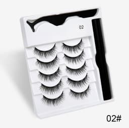 image-A Pair Of False Eyelashes With Magnets In Fashion
