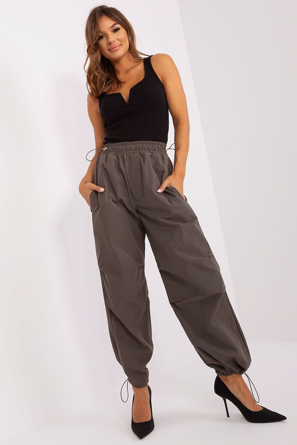 image-Women trousers Och Bella