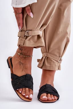 image-Flip-flops Step in style