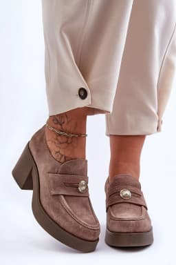 image-Heeled low shoes Step in style