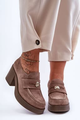 image-Heeled low shoes Step in style