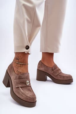 image-Heeled low shoes Step in style