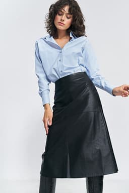 image-Skirt Nife