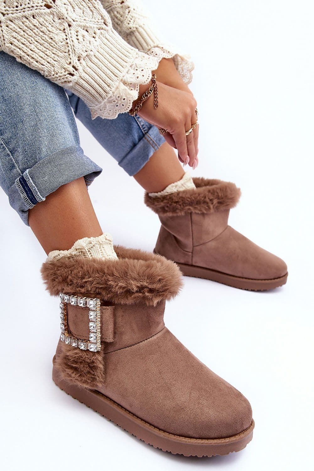 image-Snow boots Step in style