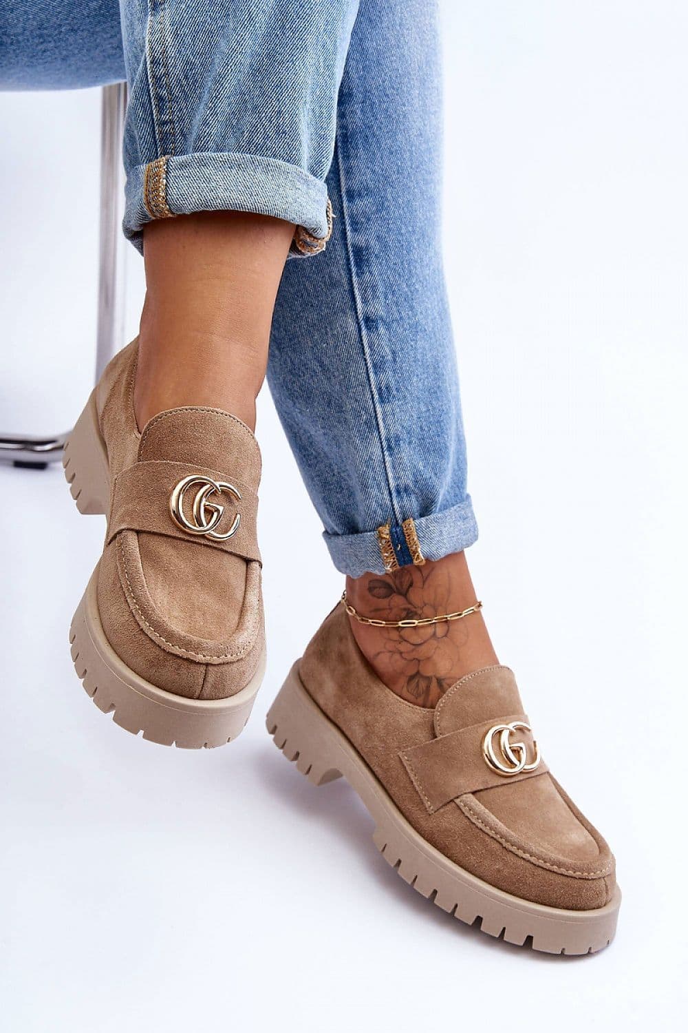 image-Heeled low shoes Step in style
