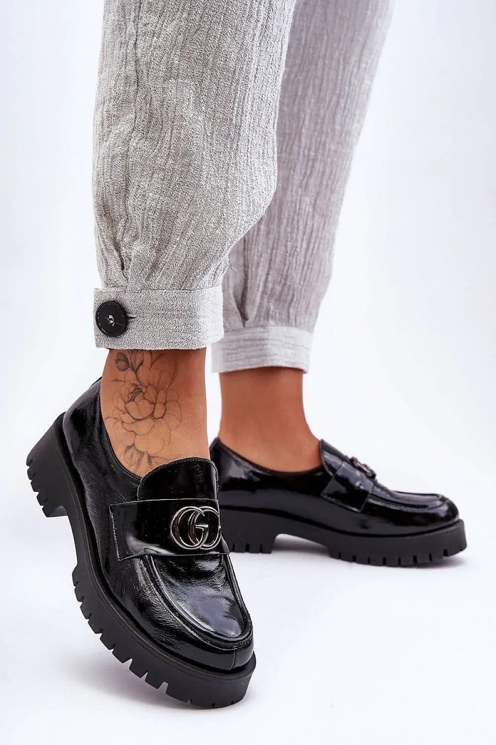 image-Heeled low shoes Step in style