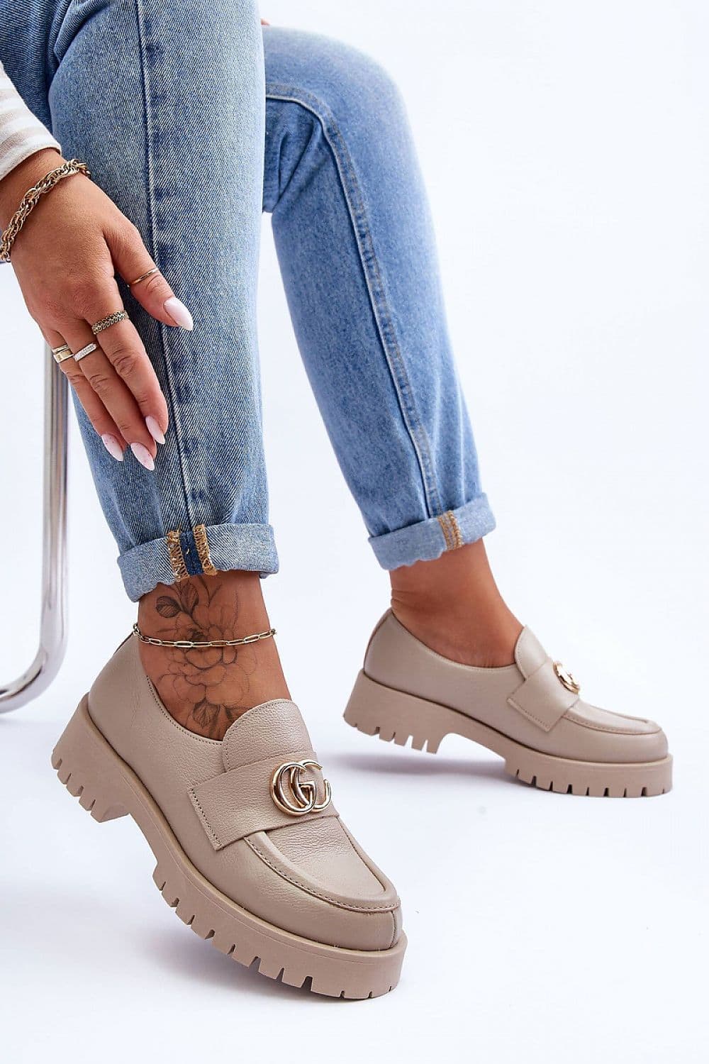 image-Heeled low shoes Step in style
