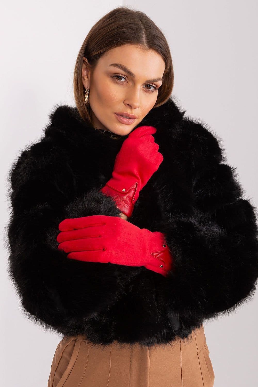 image-Gloves AT