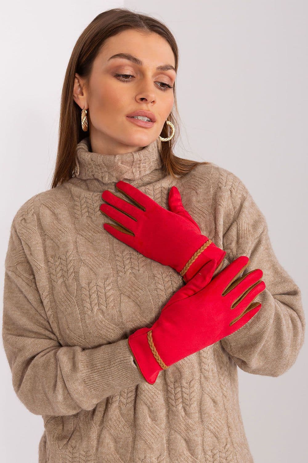 image-Gloves AT