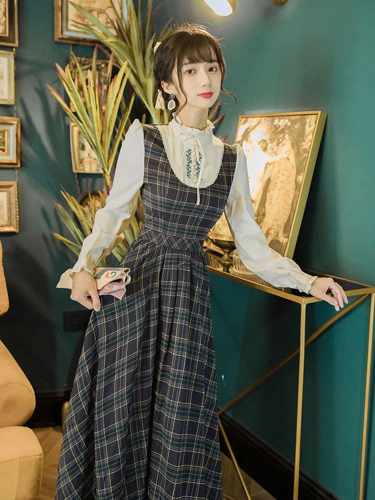 image-Plaid Embroidered Long Skirt - Retro College Style