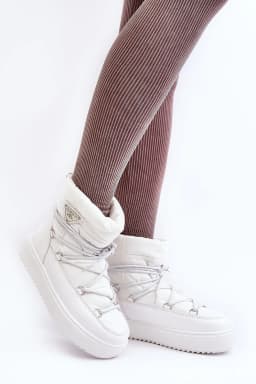 image-Snow boots Step in style