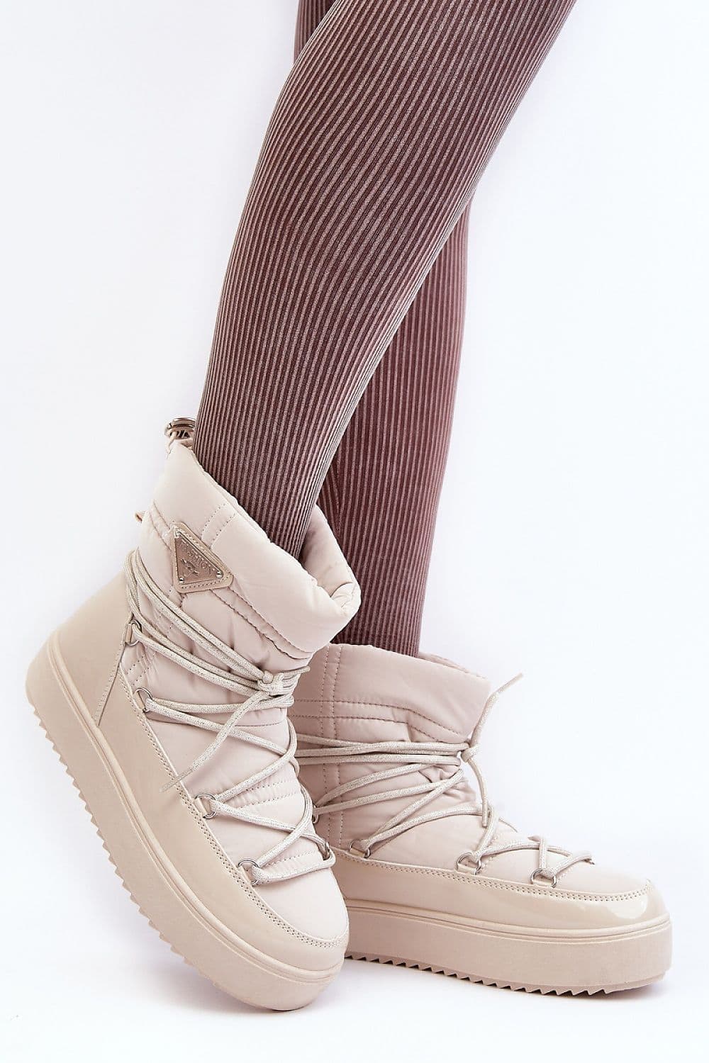 image-Snow boots Step in style