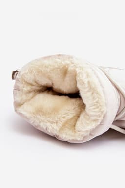 image-Snow boots Step in style