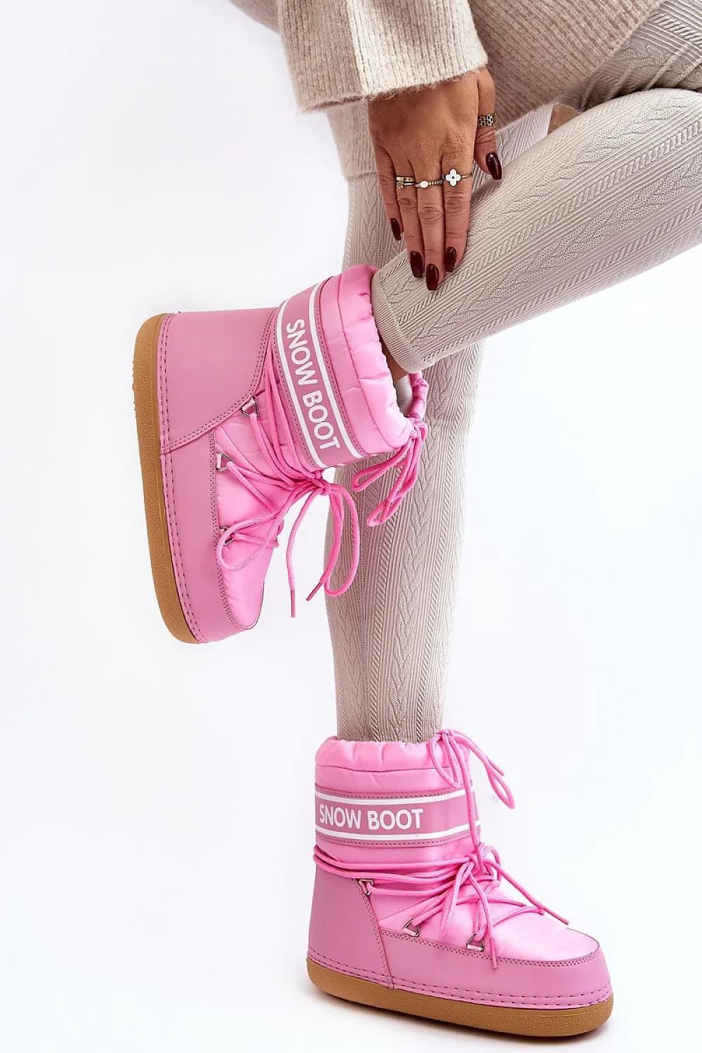 image-Snow boots Step in style