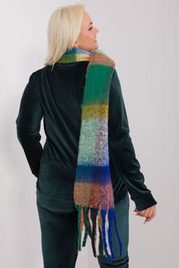 image-Shawl AT
