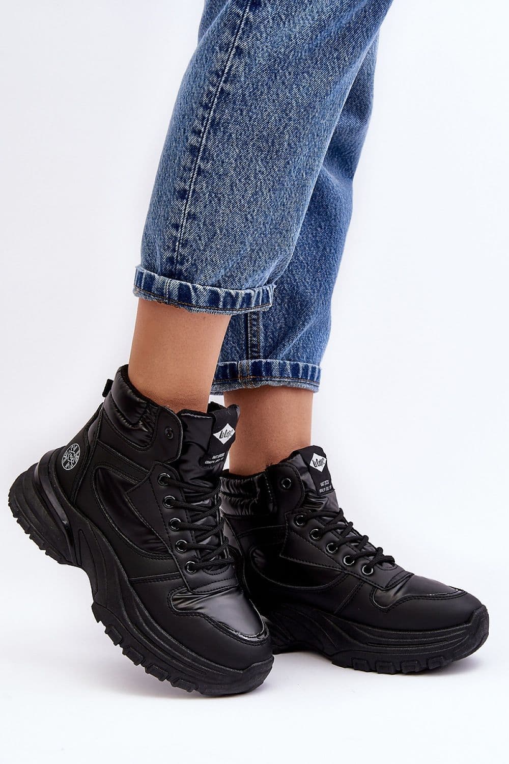 image-Trapper shoes Step in style
