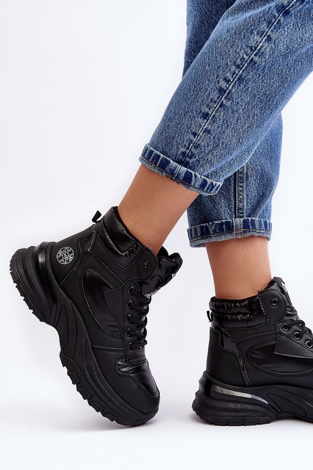 image-Trapper shoes Step in style