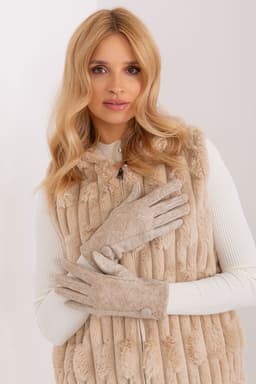 image-Gloves AT