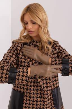 image-Gloves AT