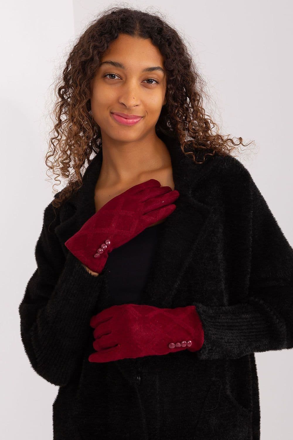 image-Gloves AT