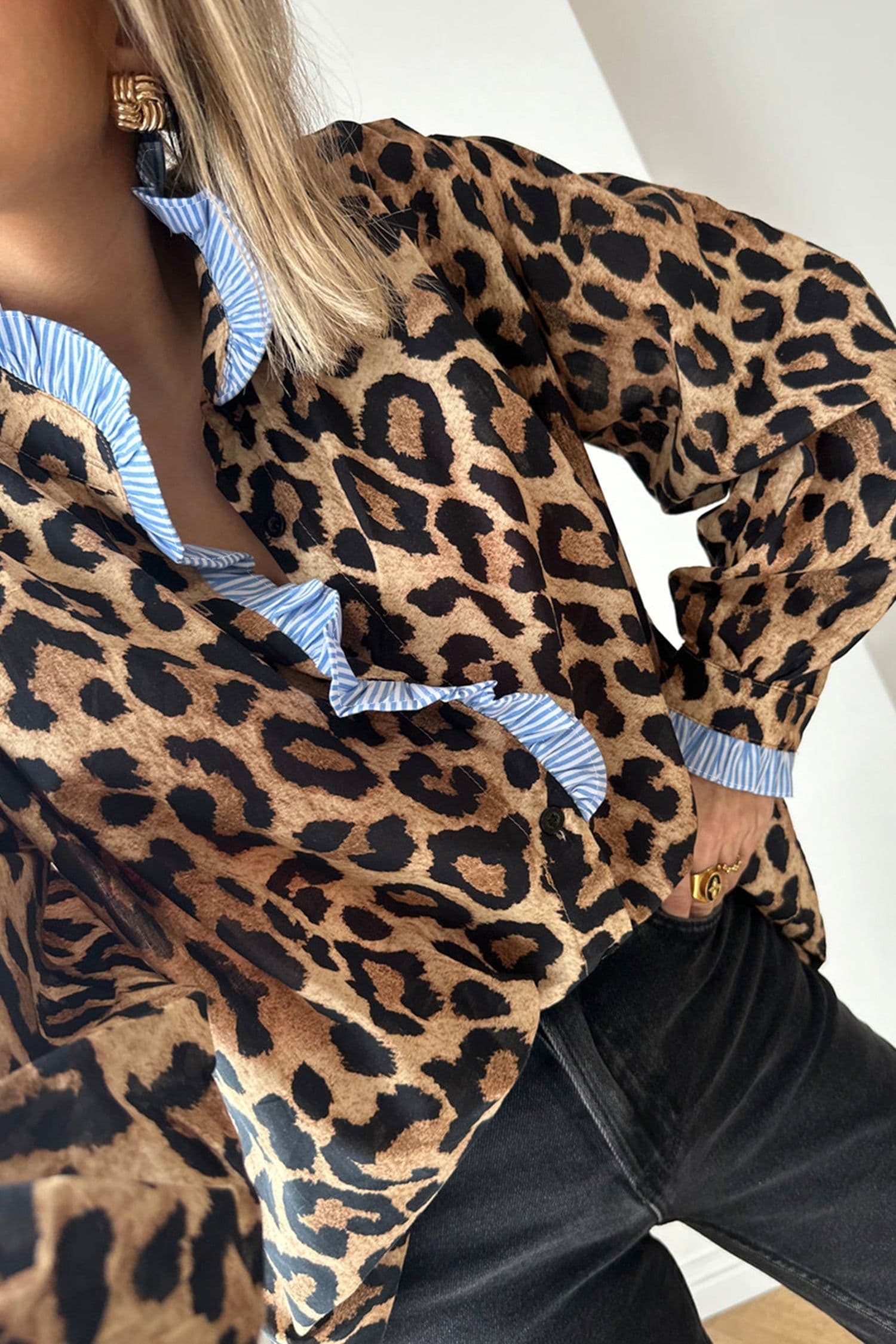 image-Brown Wild Leopard Print Contrast Striped Frilled Trim Chic Shirt