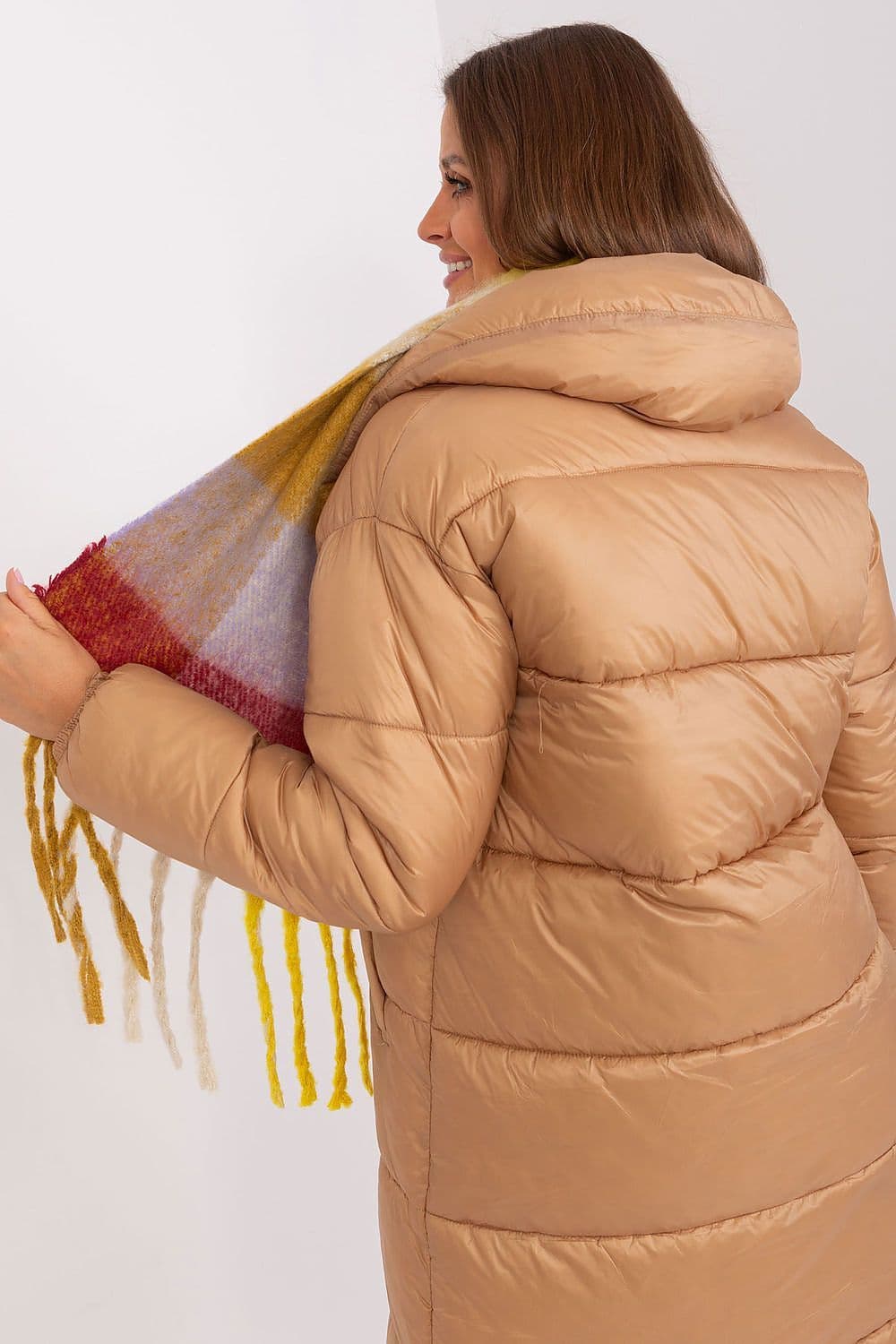 image-Shawl AT