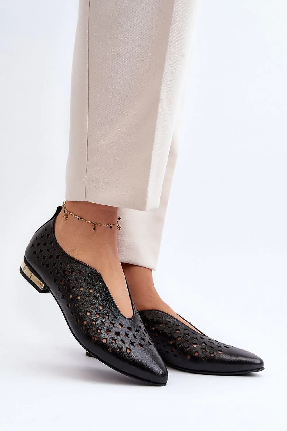 image-Ballet flats Step in style