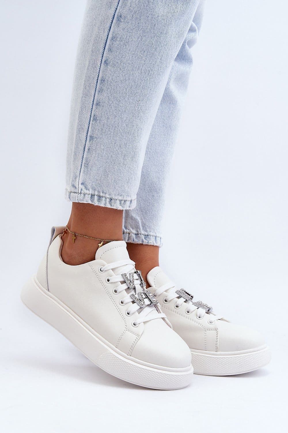 image-Sport Shoes Step in style