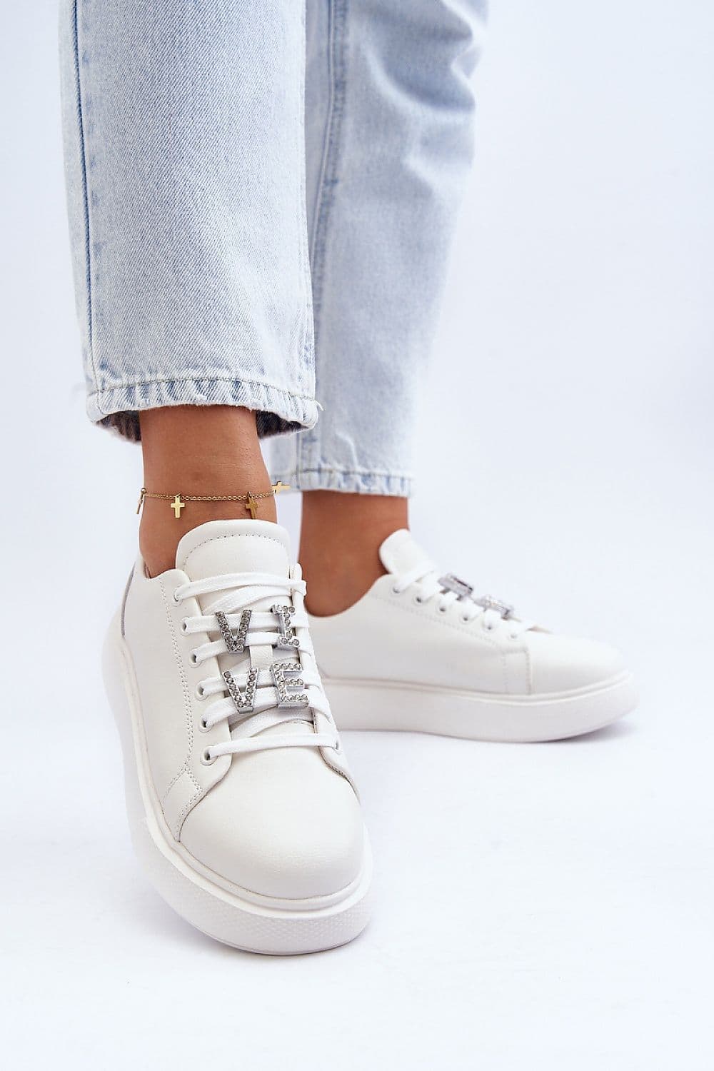 image-Sport Shoes Step in style