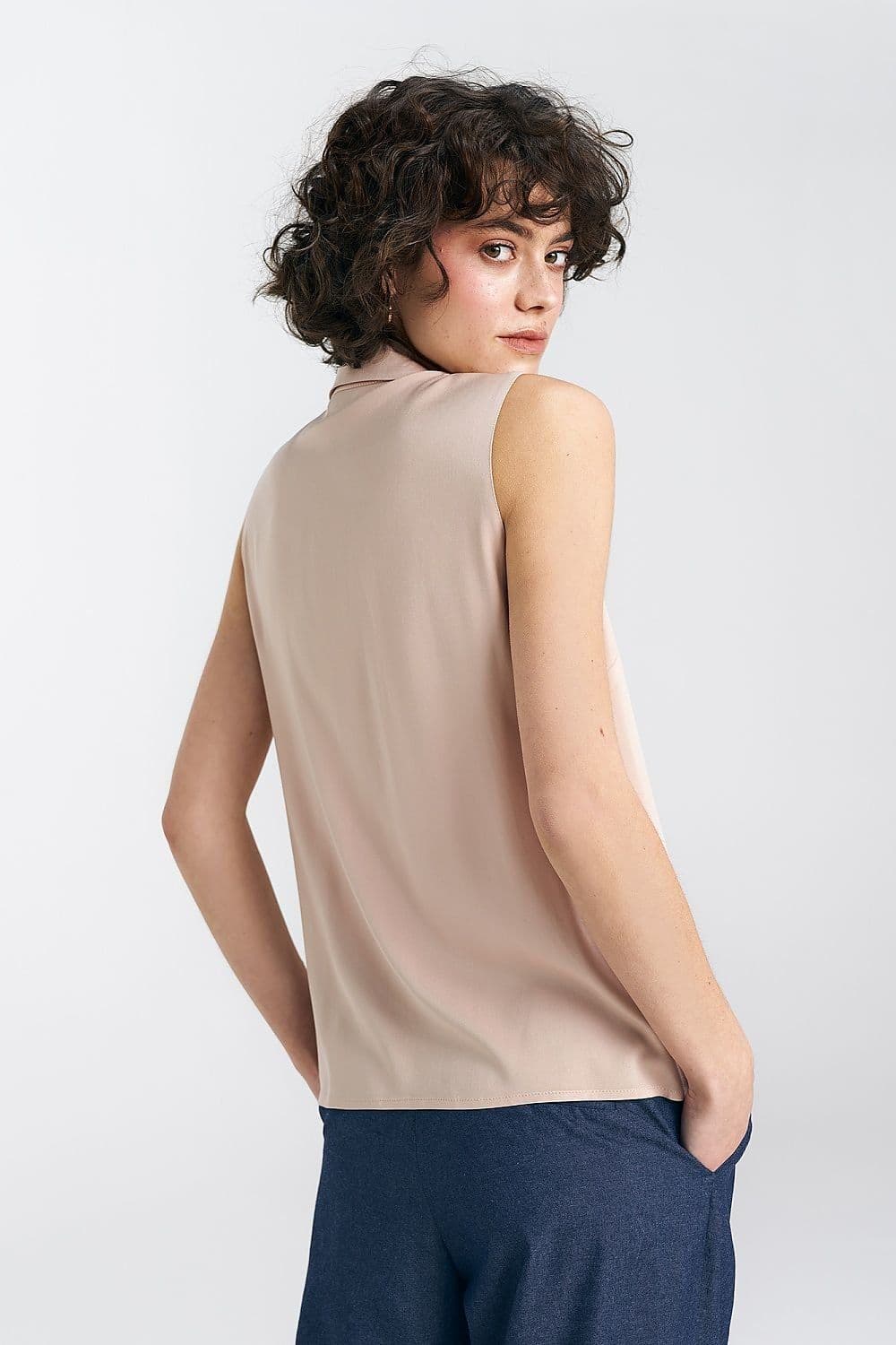 image-Shirt Nife