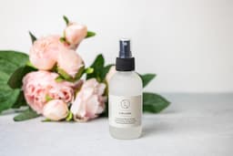 image-Sending hug Gift, Luxury Spa Gift Set
