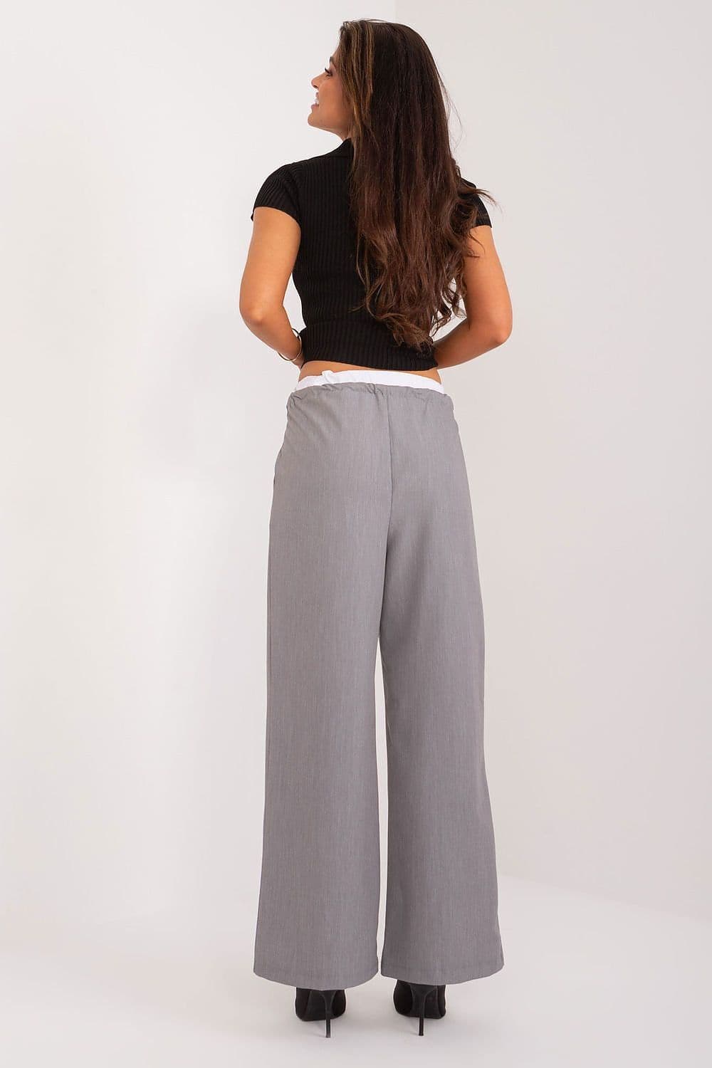image-Women trousers Italy Moda