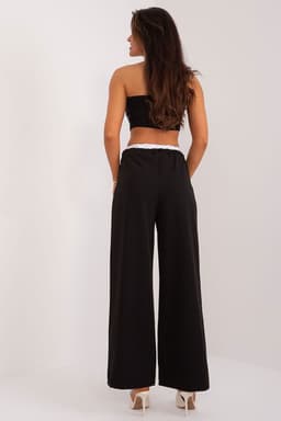 image-Women trousers Italy Moda
