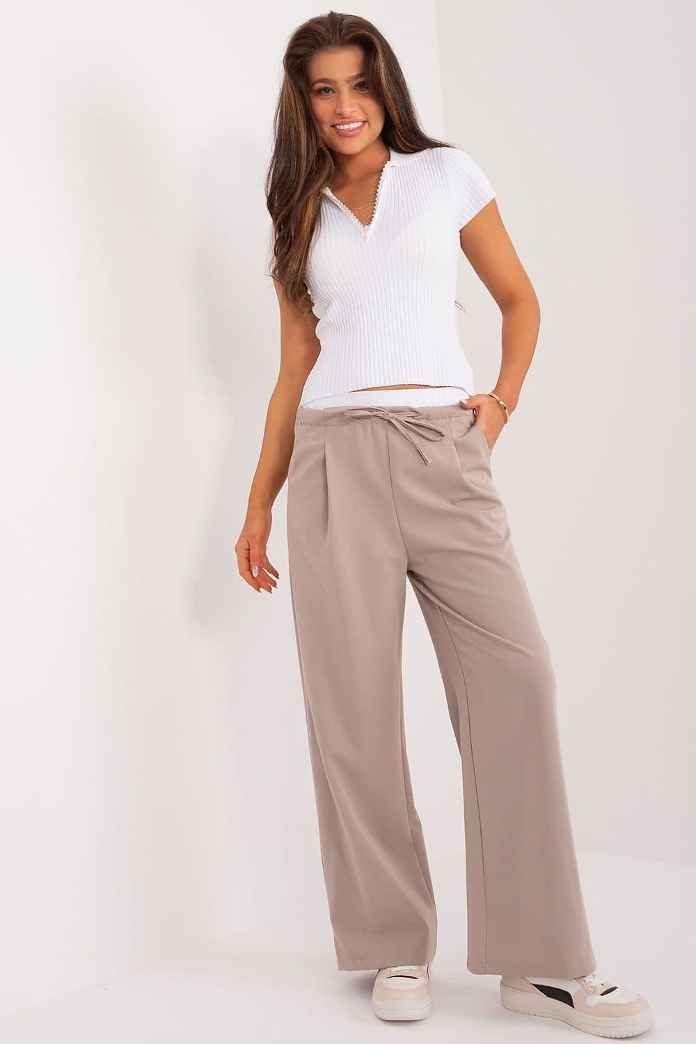 image-Women trousers Italy Moda