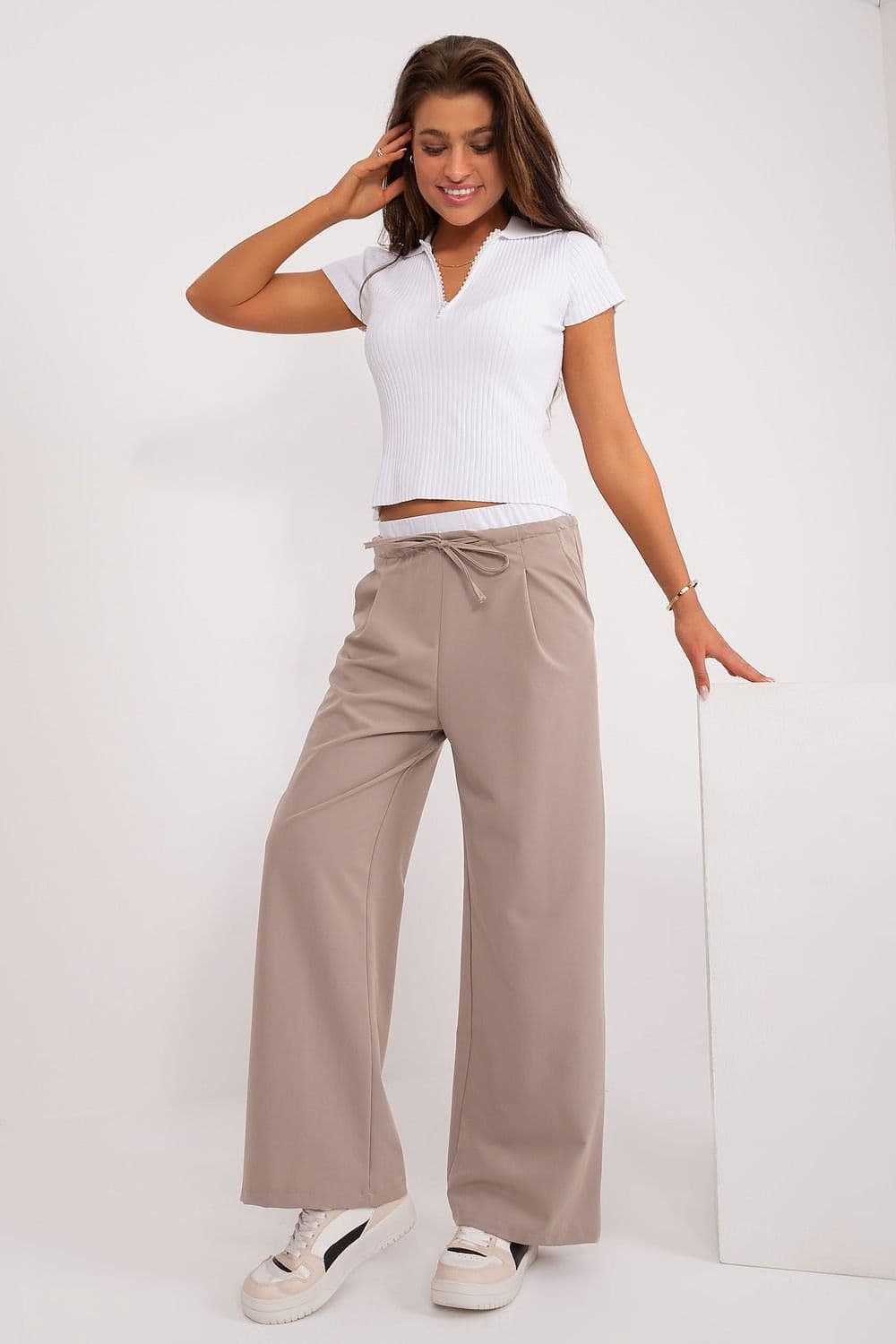 image-Women trousers Italy Moda