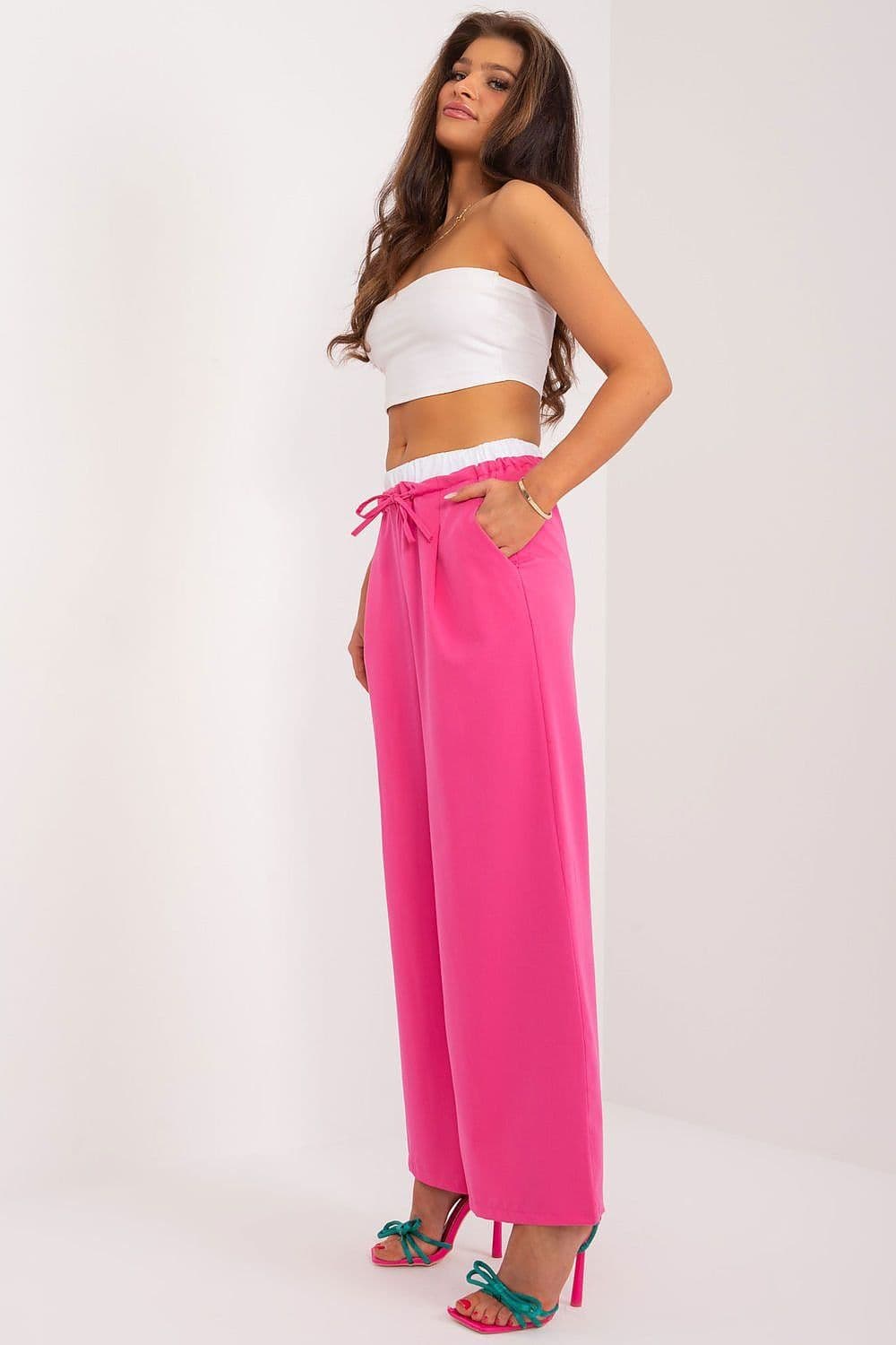 image-Women trousers Italy Moda