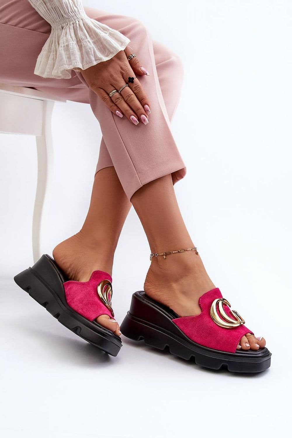 image-Flip-flops Step in style
