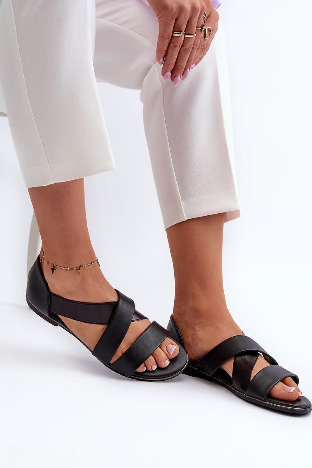 image-Sandals Step in style