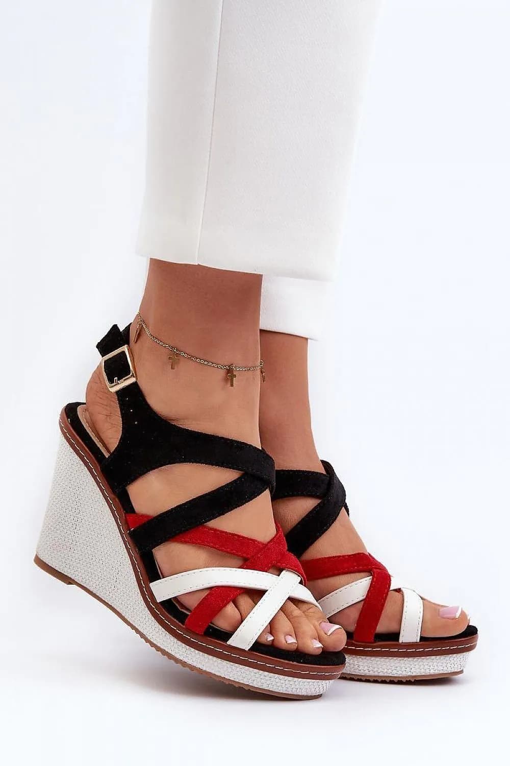 image-Buskin Step in style