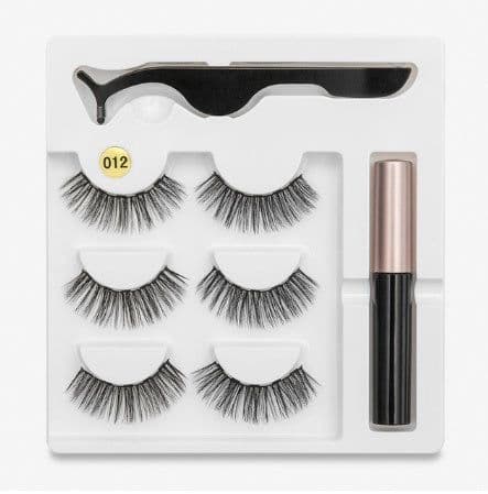 image-A Pair Of False Eyelashes With Magnets In Fashion