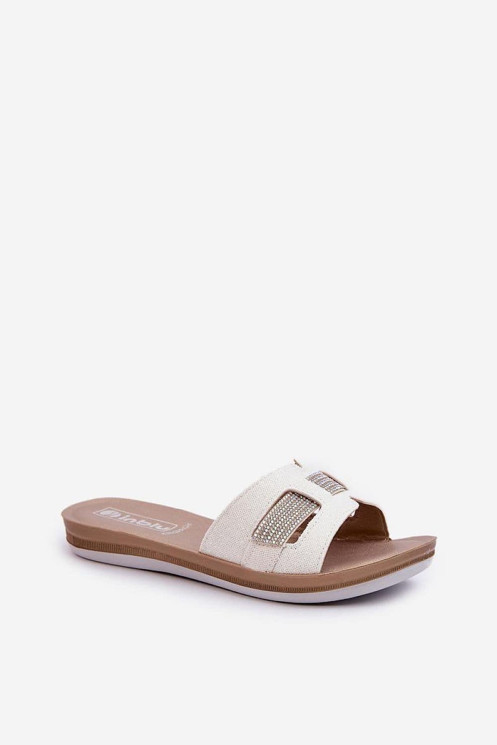 image-Flip-flops Step in style