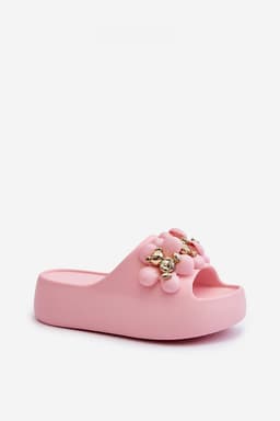 image-Flip-flops Step in style