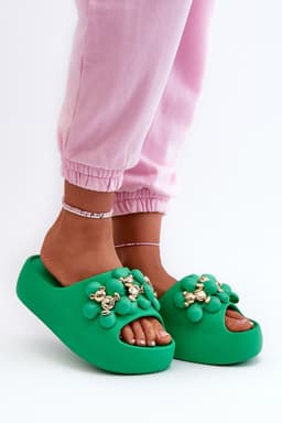 image-Flip-flops Step in style