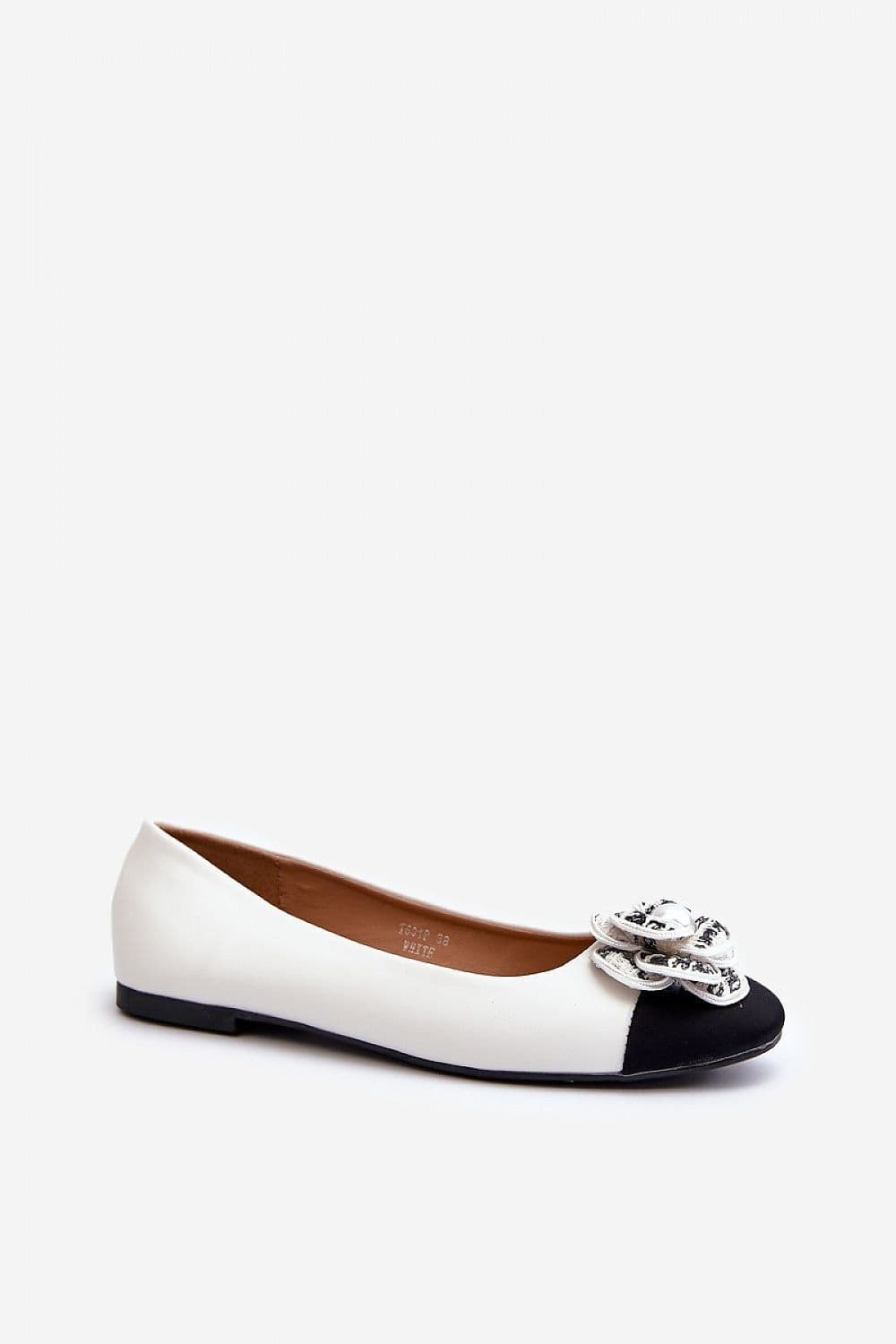 image-Ballet flats Step in style