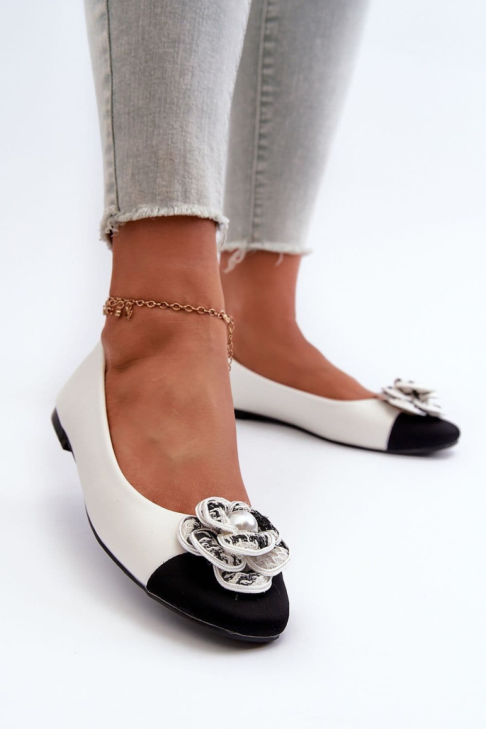 image-Ballet flats Step in style
