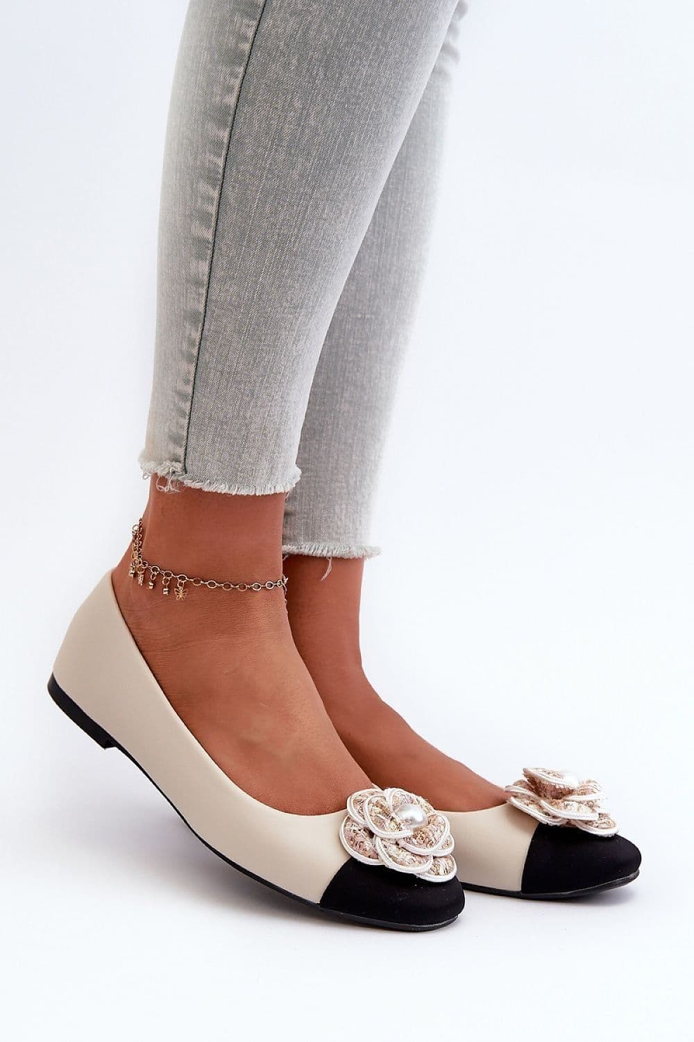 image-Ballet flats Step in style