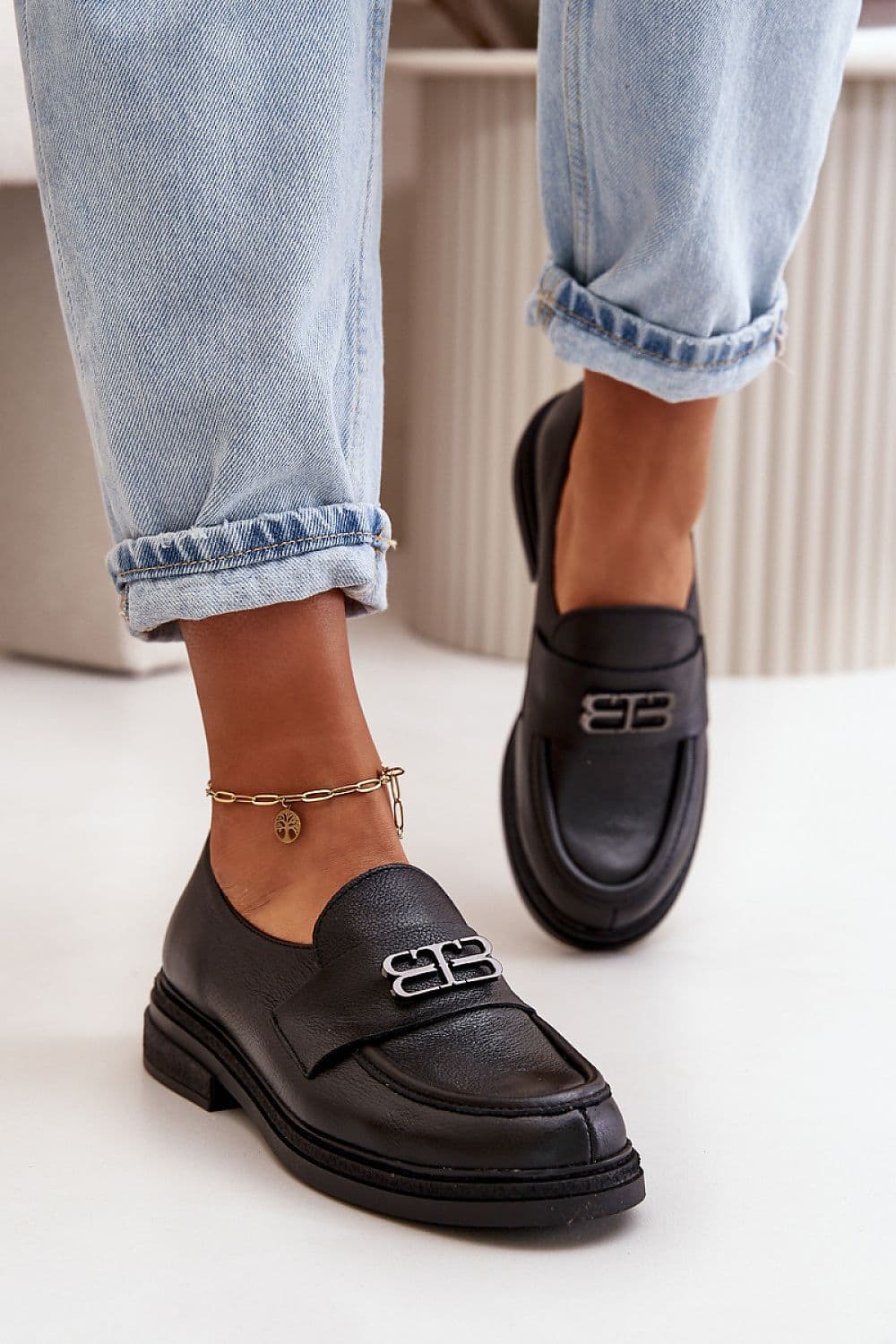 image-Low Shoes Step in style