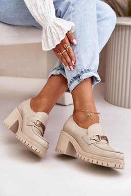 image-Heeled low shoes Step in style