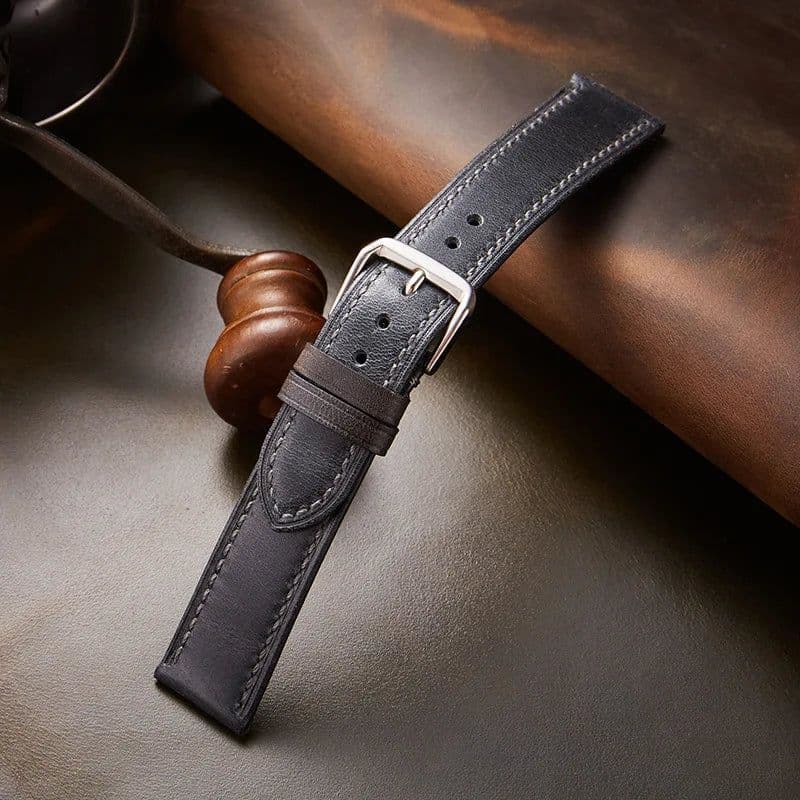image-New Italian Style Genuine Leather Watch Strap Retro Oil Wax Skin Ultra-thin Quality Business Watchbands 18/19/20/21/22mm