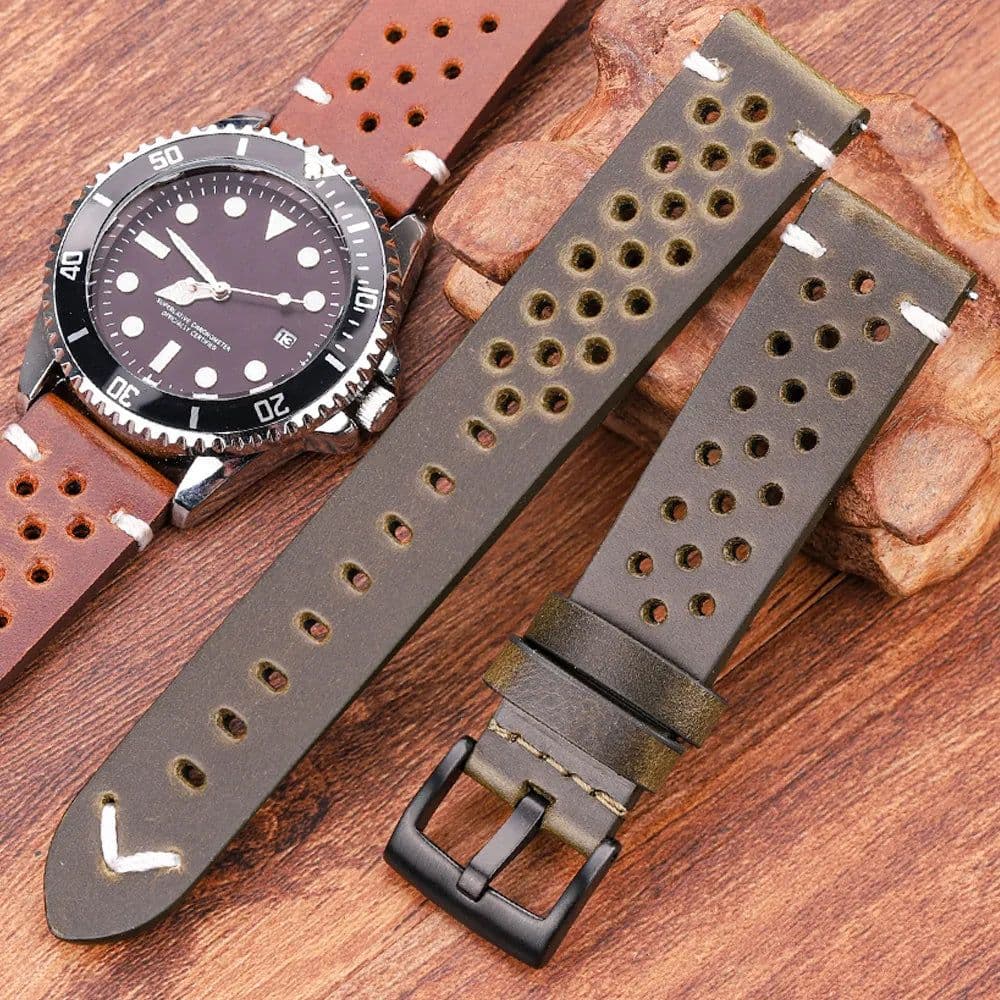 image-Genuine Leather Watchband Handmade Oil Wax Cowhide Breathable Strap For Samsung Galaxy Watch 4 3 Vintage Band Accessories Belt